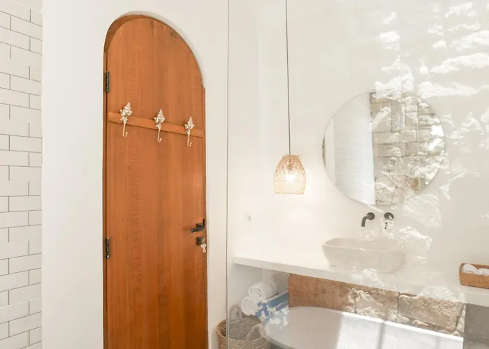 2br Private In Near Melasti ウルワツ